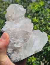 Load image into Gallery viewer, GREEN AMETHYST CUT BASE