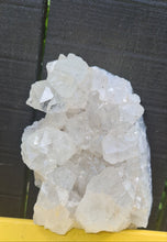 Load image into Gallery viewer, GREEN AMETHYST CUT BASE