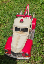 Load image into Gallery viewer, RED/ CREAM TOW TRUCK