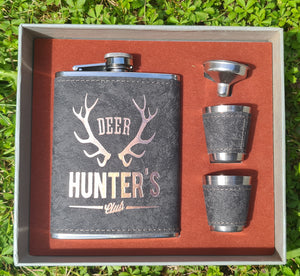 DEER HUNTERS HIP FLASK SET