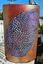 Load image into Gallery viewer, PAINTED LEAF CERAMIC LAMP