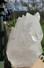 Load image into Gallery viewer, LARGE CLEAR QUARTZ CLUSTER