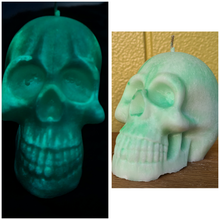 Load image into Gallery viewer, SALE💥SKULL CANDLES handmade by me