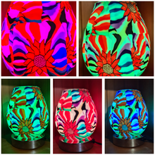 Load image into Gallery viewer, SUNFLOWER POLYMER LAMP WAX/ ESSENTIAL OIL WARMER